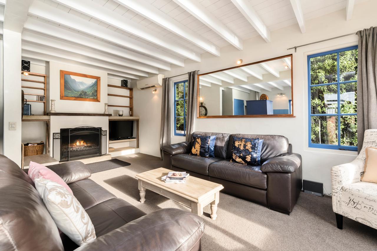 Sunny Lakeview Villa Queenstown Ngoại thất bức ảnh
